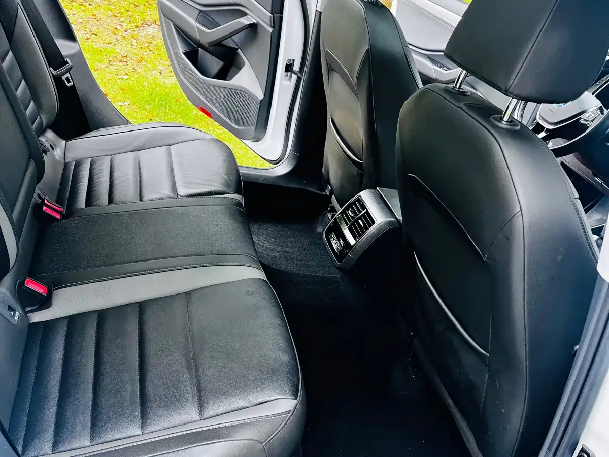Volkswagen Sagitar 2021 280TSI DSG Surpassing Edition фото 15