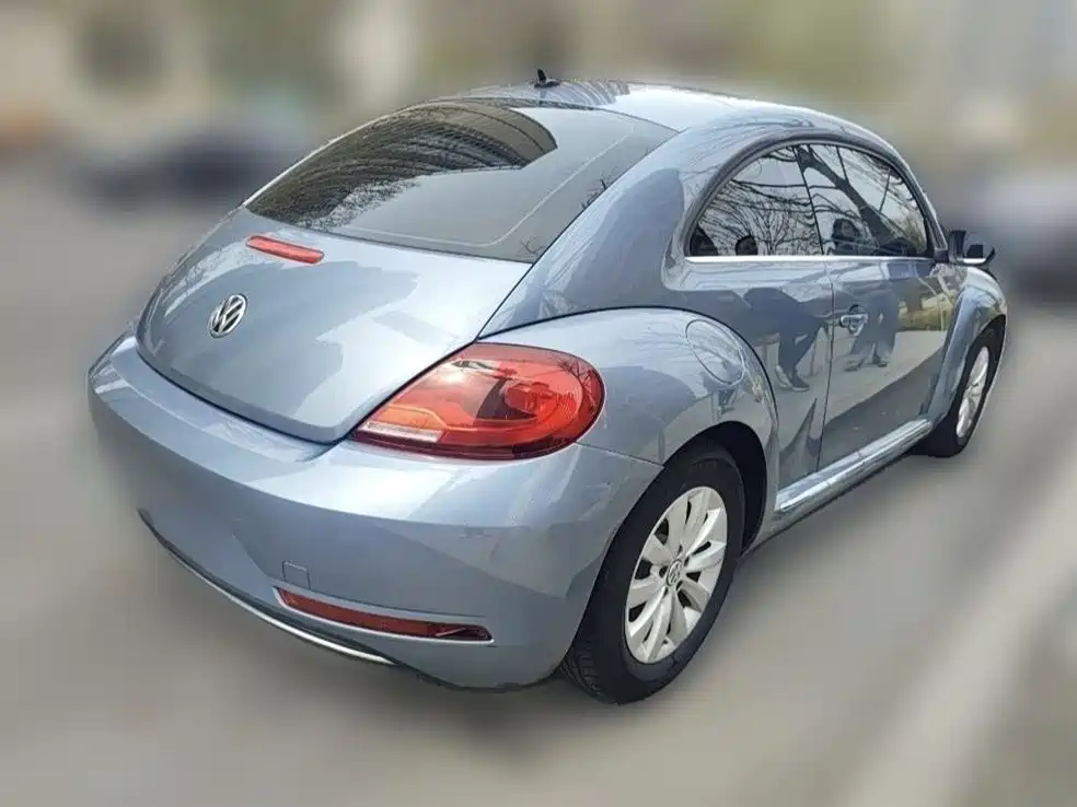 Volkswagen Beetle 2018 180TSI Easy Joy Edition фото 25