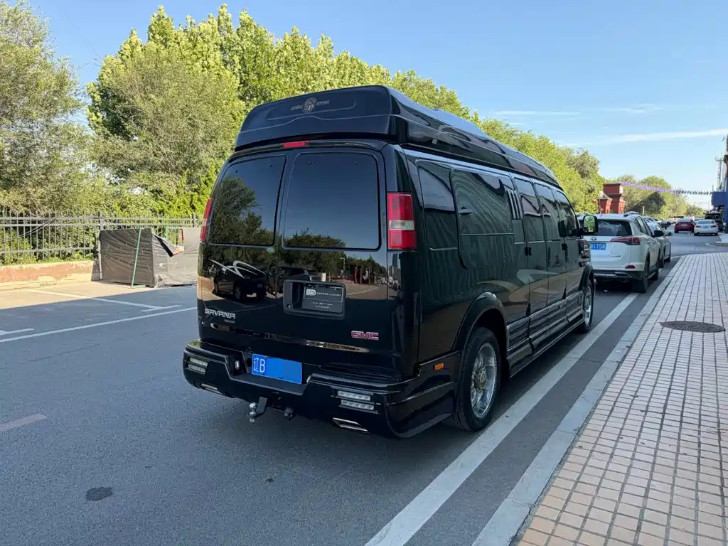 GMC Savana 2015 2013 6.0L 2500S Sport Edition 7-seater