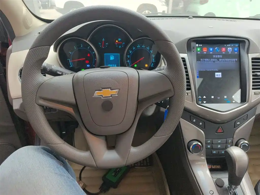 Chevrolet Cruze 2015 1.5L Classic SE AT фото 10