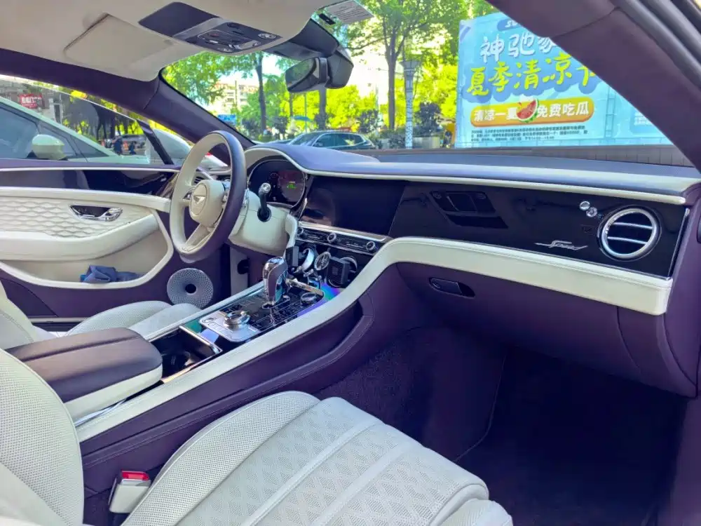 Bentley Continental Plug-in Hybrid 2025 2025 GT Ultimate Edition