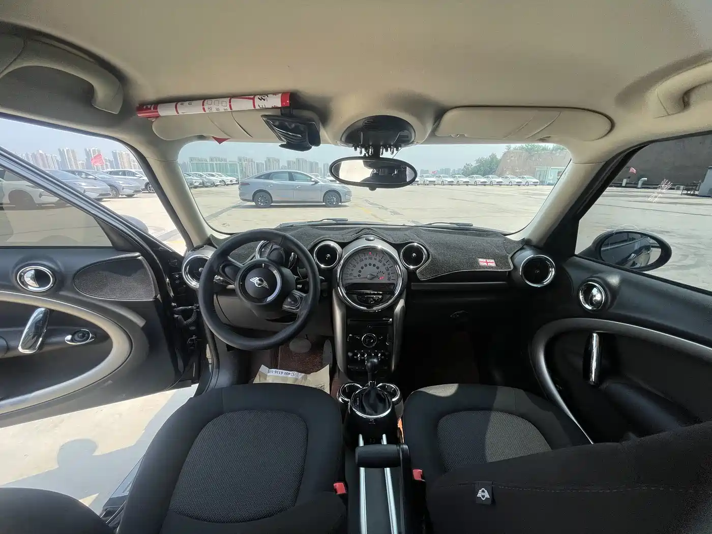 MINI COUNTRYMAN 2012 2011 1.6L ONE
