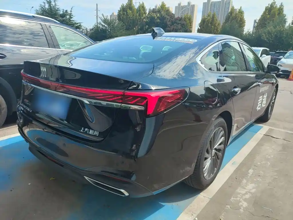 Buick LaCrosse 2025 2025 Model 28T Platinum Edition