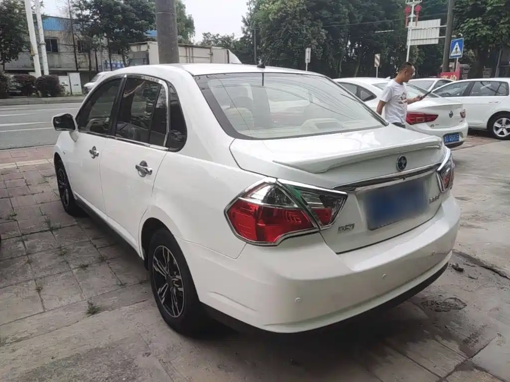 2015 Venucia D50