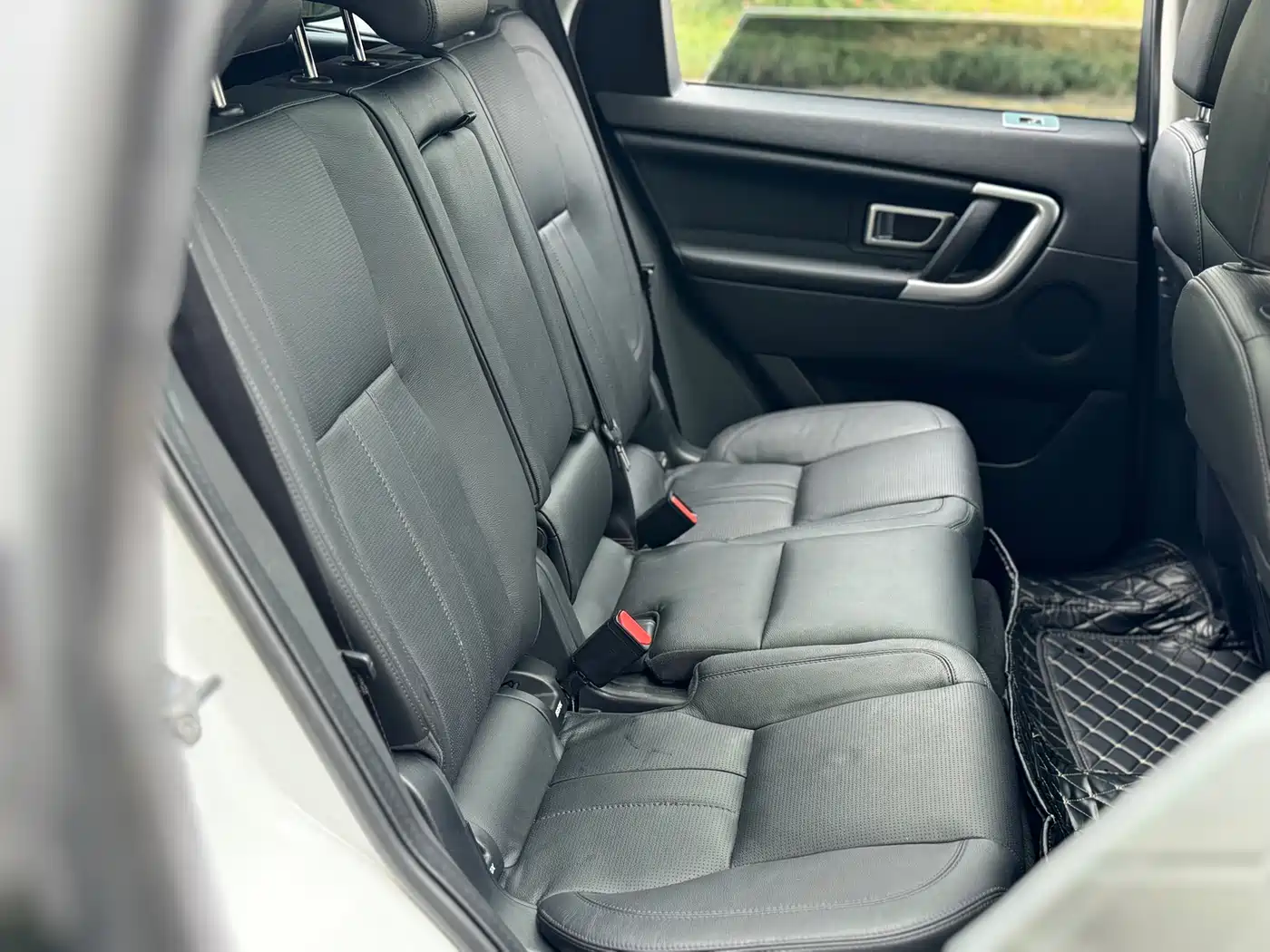 Land Rover Discovery Sport 2017 2.0T HSE фото 20