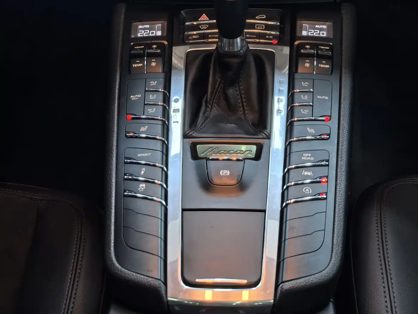Porsche Macan 2017 Macan 2.0T фото 15