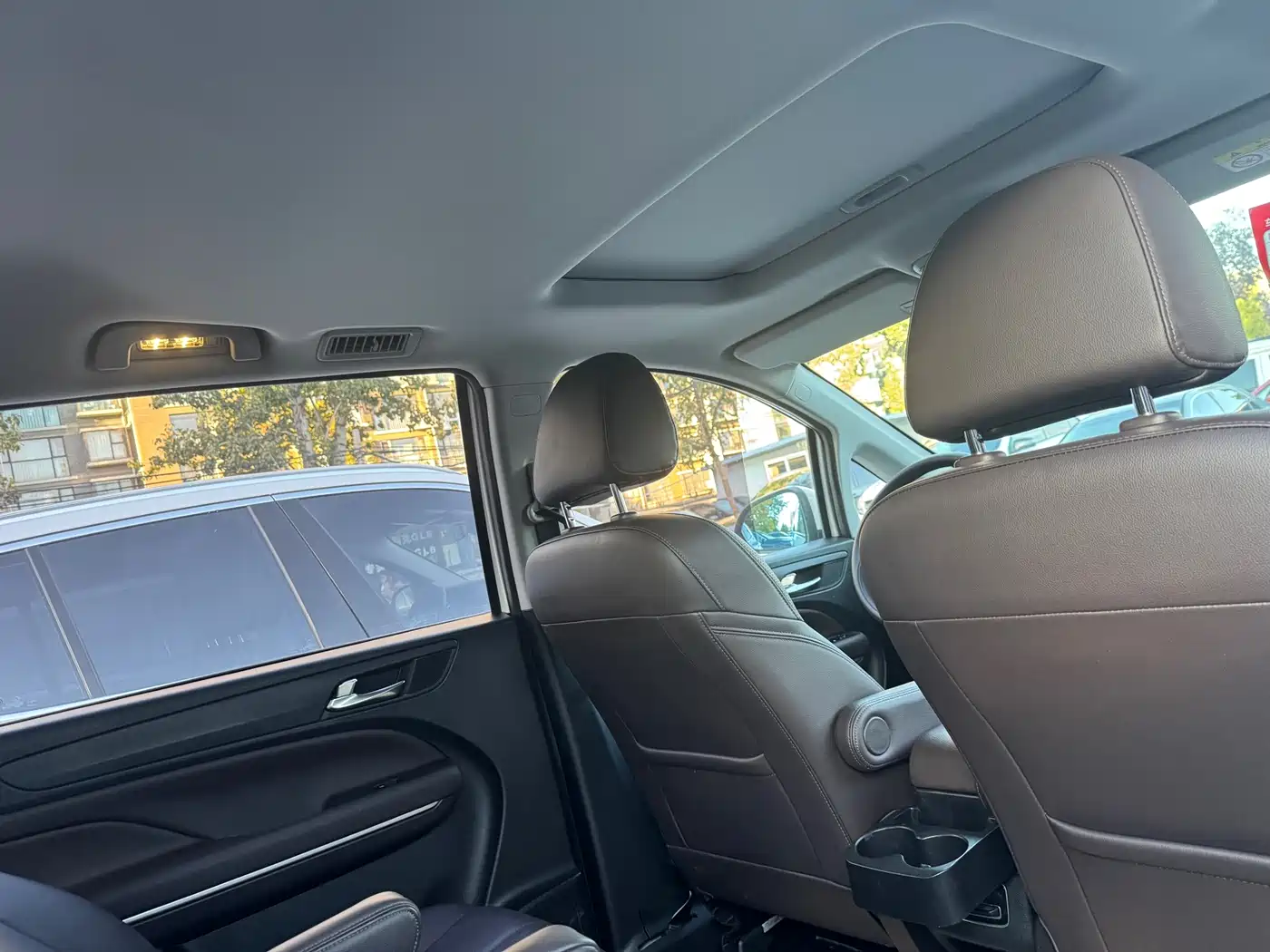 GAC Trumpchi Trumpchi M6 2019 270T Automatic Luxury (6-seater) China V фото 8