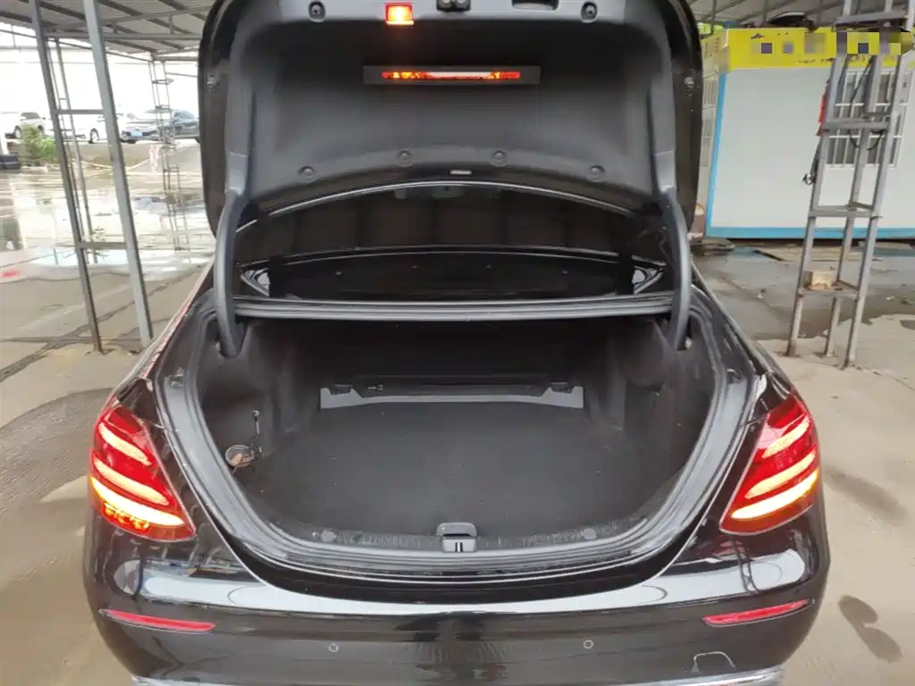 Mercedes-Benz E-Class 2020 E 260 L фото 19