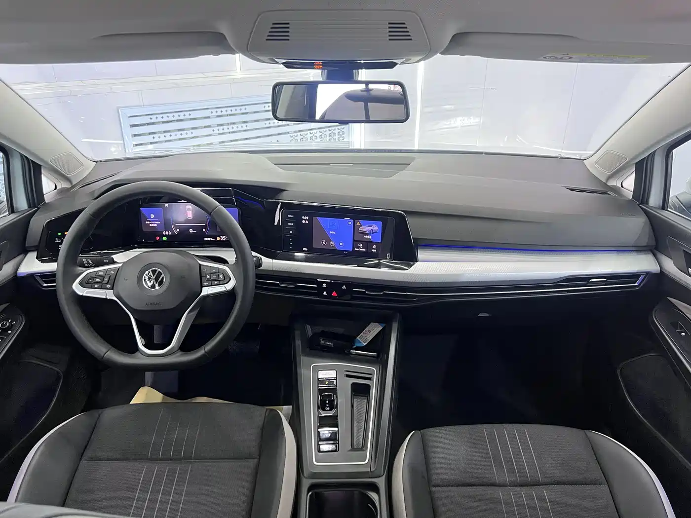 Volkswagen Golf 2023 280TSI DSG Pro фото 15