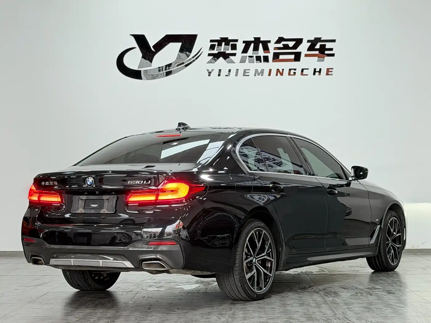 BMW 5 Series 2022 Facelift 530Li Premium M Sport Package фото 16