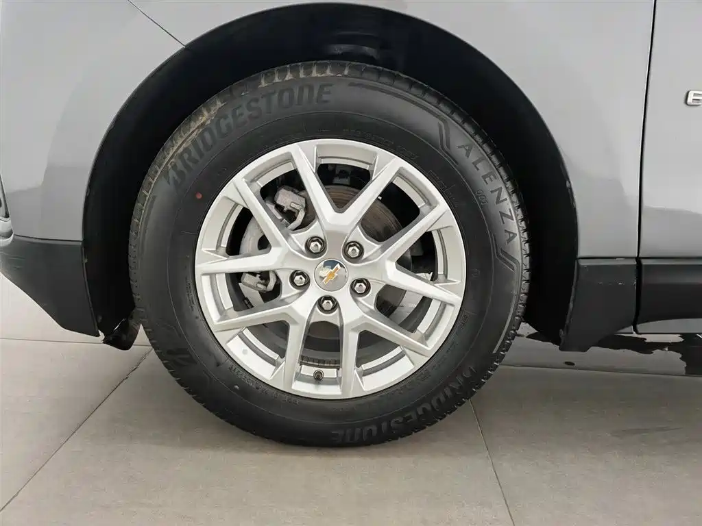 Chevrolet Equinox 2022 535T Control Edition фото 17