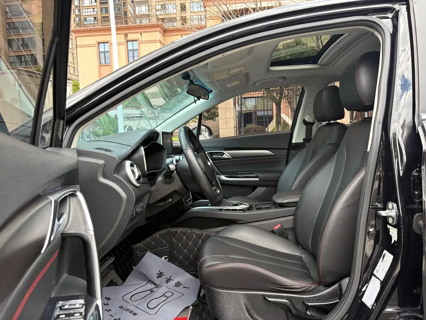 BAIC Beijing U5 2022 2020 1.5T CVT Luxury Edition China VI
