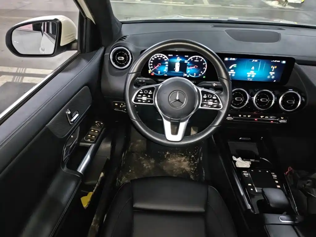 Mercedes-Benz GLA 2024 2023 Facelift GLA 200