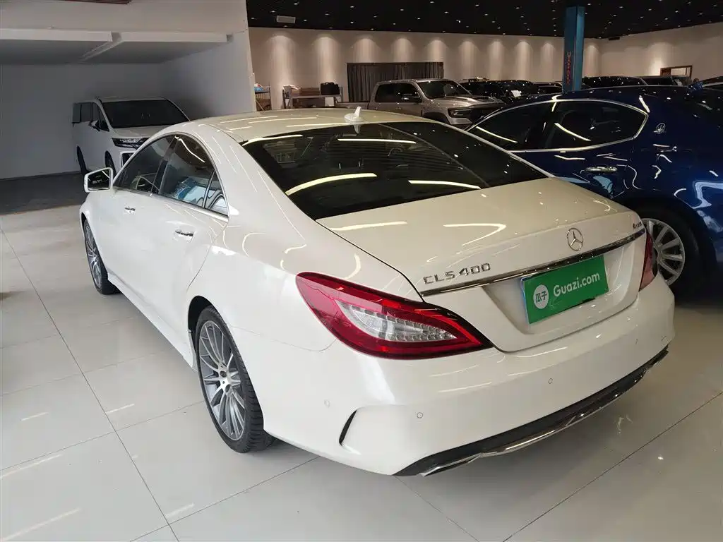 MERCEDES-BENZ CLS
