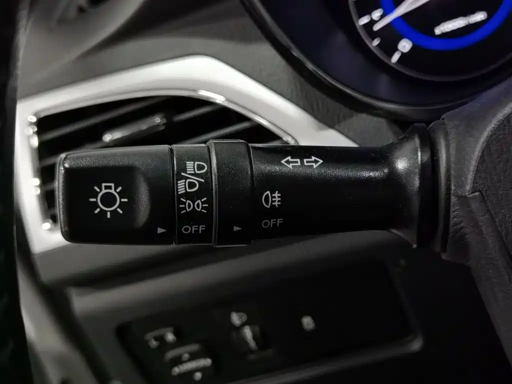 Changan Yuexiang V7 2017 2016 1.6L Manual Joy Version China V