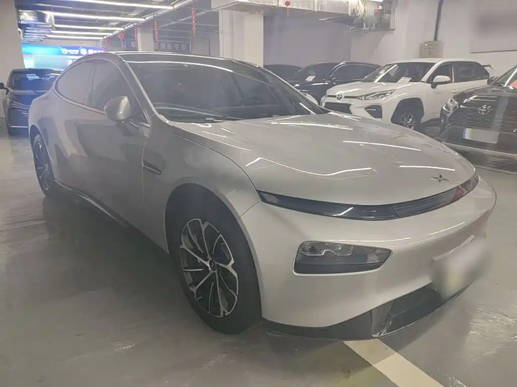 Фото 4 - XPeng P7