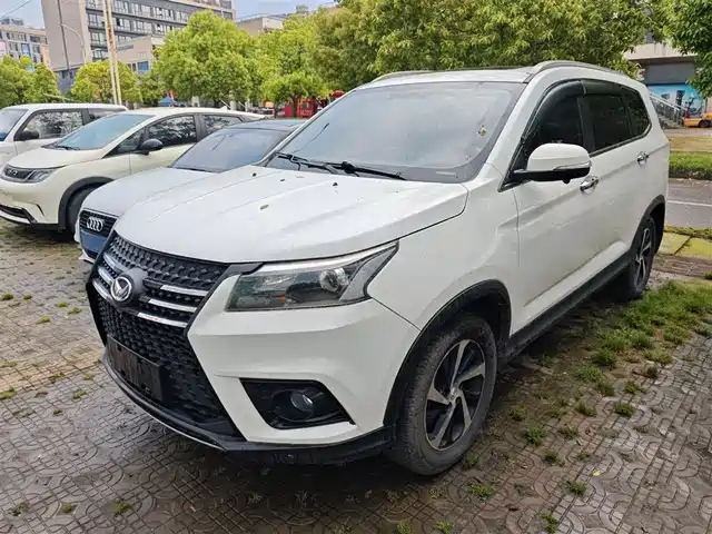 BAIC Huansu BAIC Huansu S7 2018 1.5T Auto Premium Model