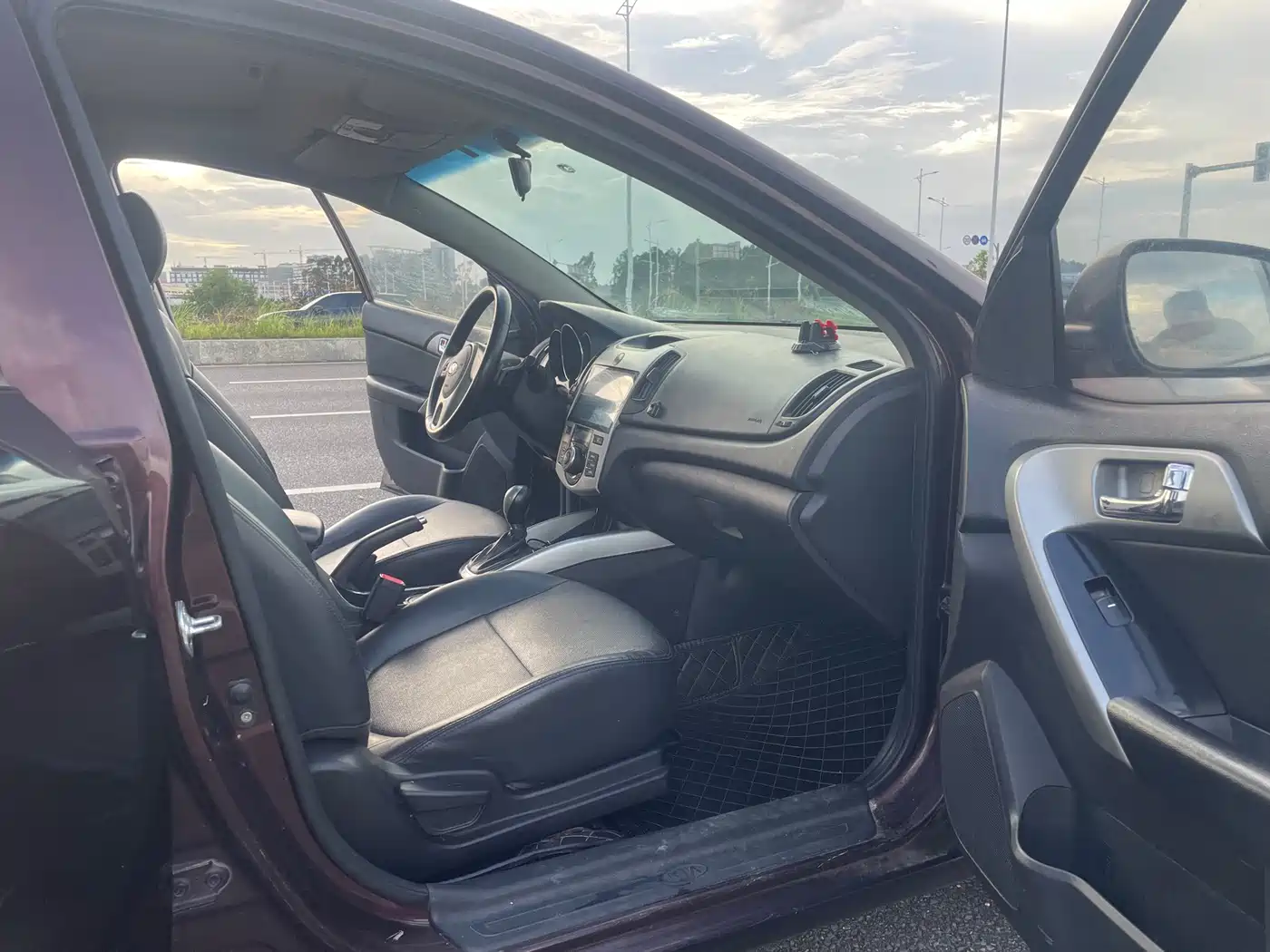 Kia Forte 2014 2014 1.6L AT Premium