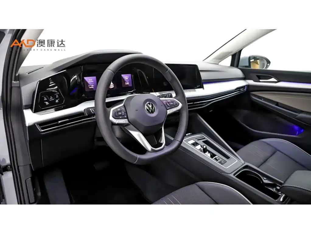 Volkswagen Golf 2024 280TSI DSG R-Line 50th Anniversary Edition фото 6