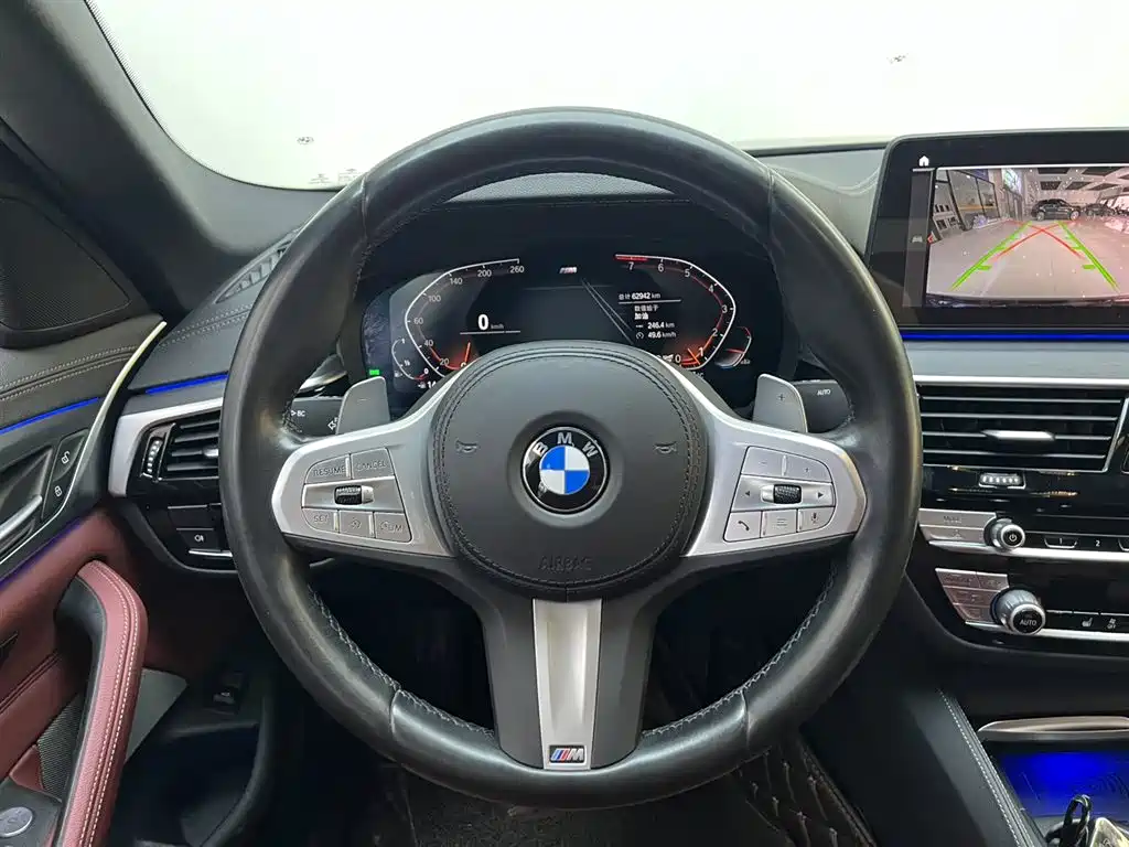BMW 5 Series 2022 530Li Leading M Sport Package фото 10