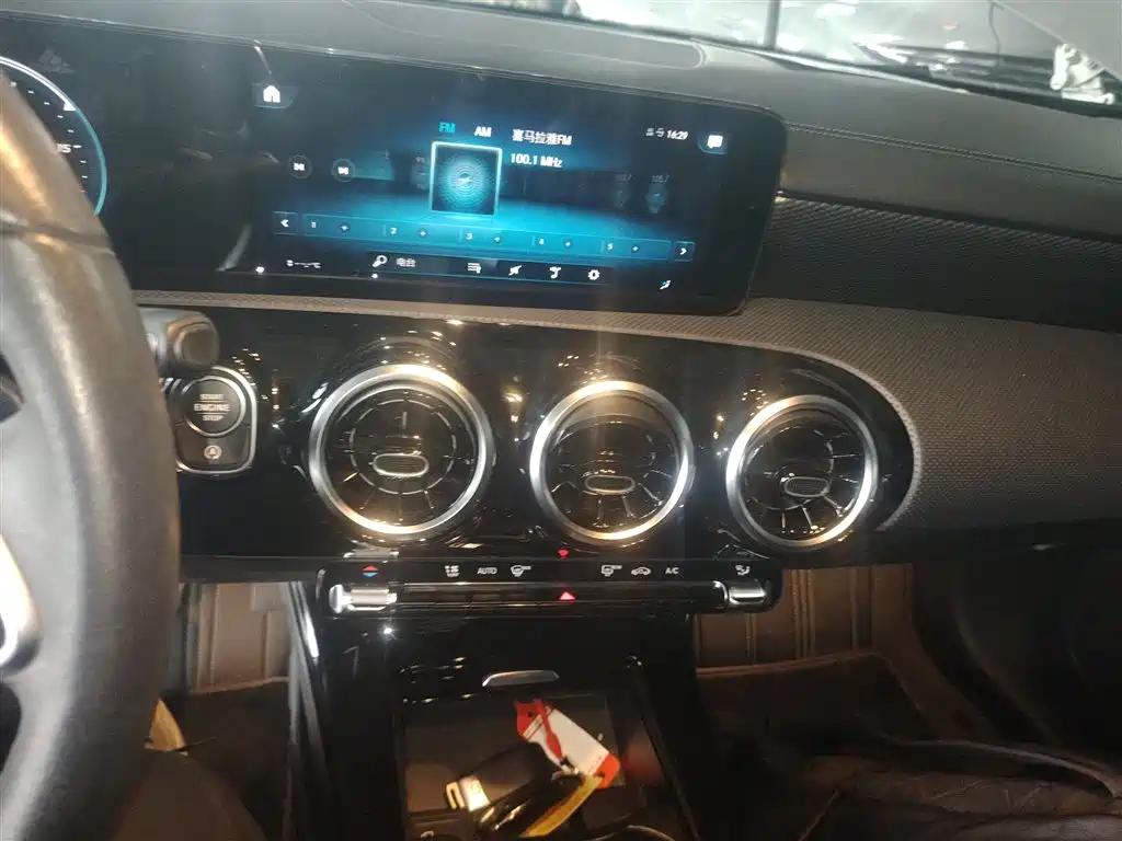 MERCEDES-BENZ CLASS A