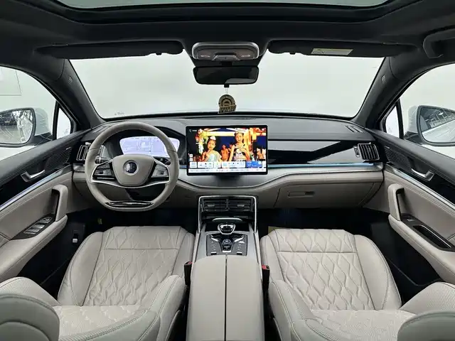 BYD Tang New Energy 2025 DM-i 115KM Prestige Type фото 9