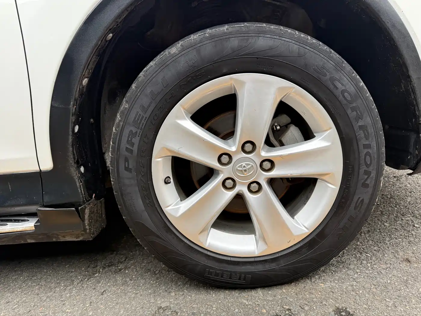 Toyota RAV4 Rongfang 2013 2.5L Auto 4WD Elite фото 12