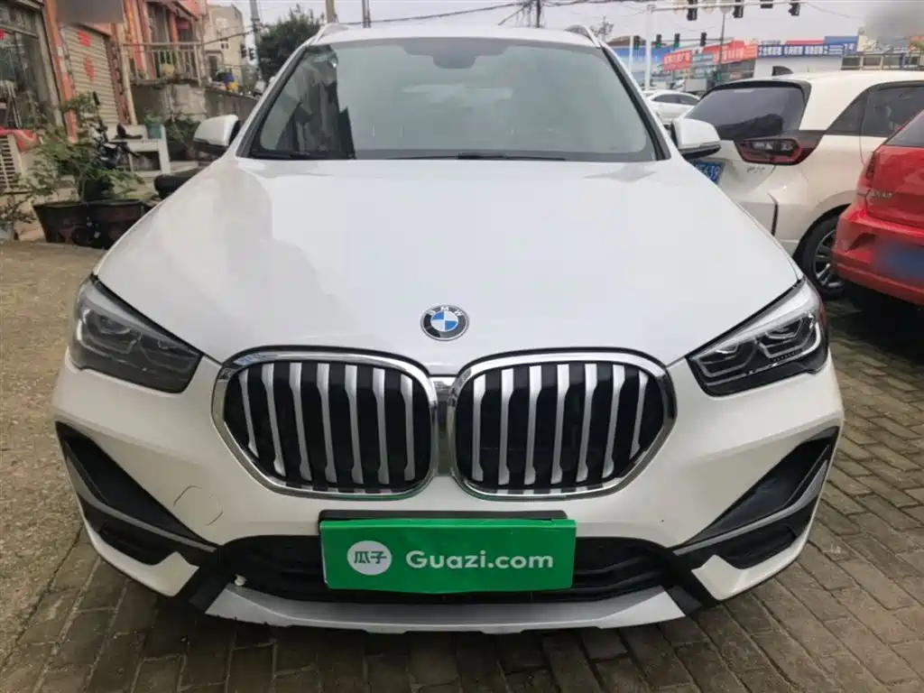 BMW X1 2020 xDrive25Li Premium Edition фото 3
