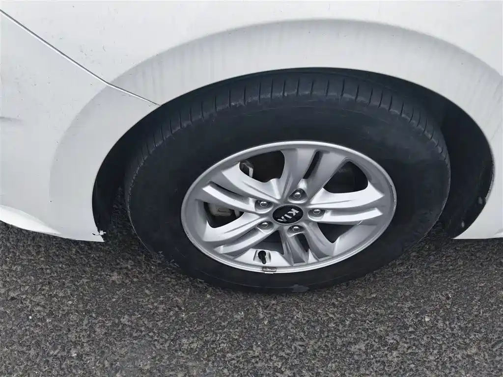 Kia Forte 2018 1.6L Automatic Smart Connect Value-Connect фото 23