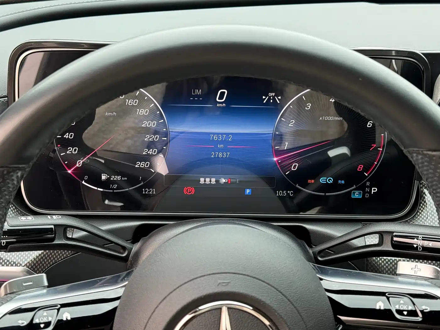 MERCEDES-BENZ C CLASS