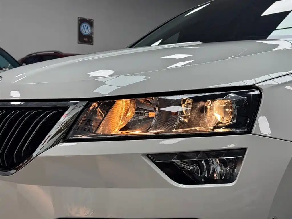 Škoda Karoq 2022 TSI280 Luxury Edition фото 21