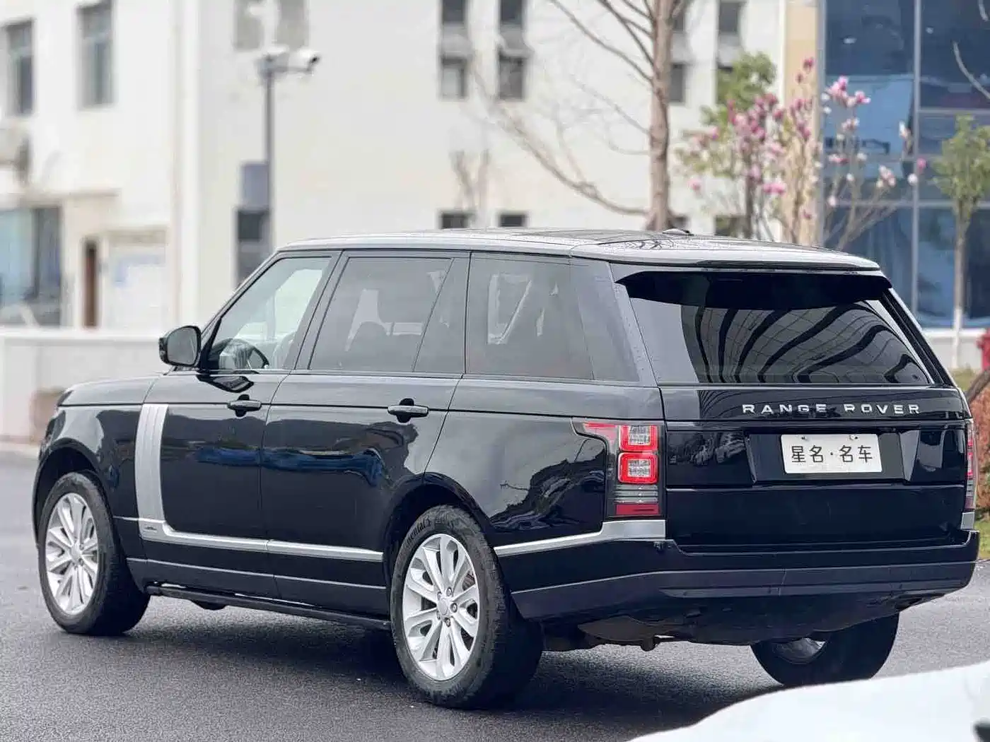 Land Rover Range Rover 2016 2016 3.0 SC V6 Vogue LWB