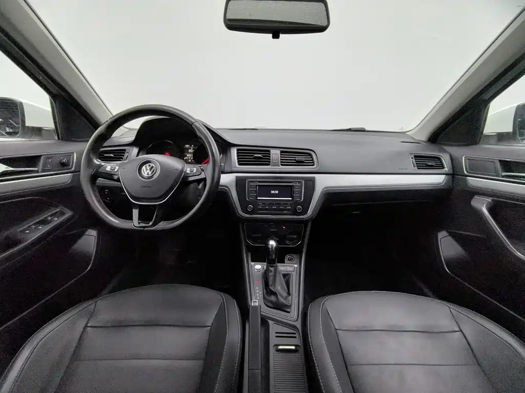 Photo 5 - Volkswagen Lavida Tour
