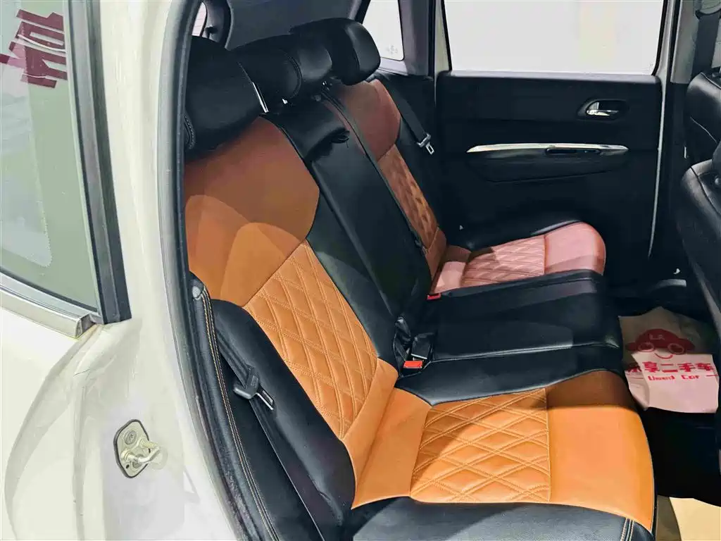 Peugeot 3008 2017 2016 1.6THP Automatic Classic Edition