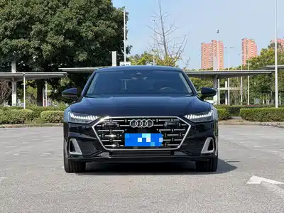 Audi A7L