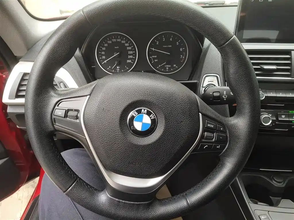 BMW 2 Series (Import) 2014 220i Leading фото 11