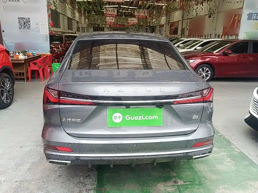 Фото 6 - Roewe i5