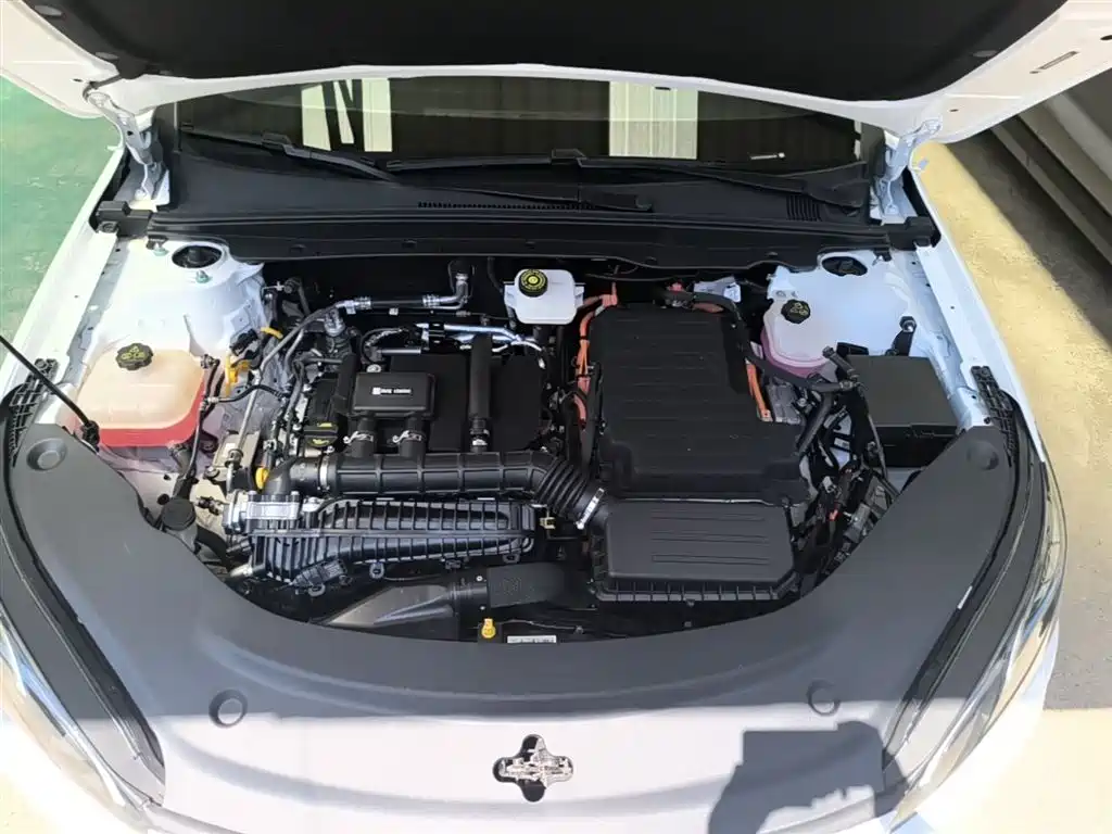 BYD Hai Bao 05 DM-i 2025 DM-i Smart Drive Edition 55KM Luxury фото 20