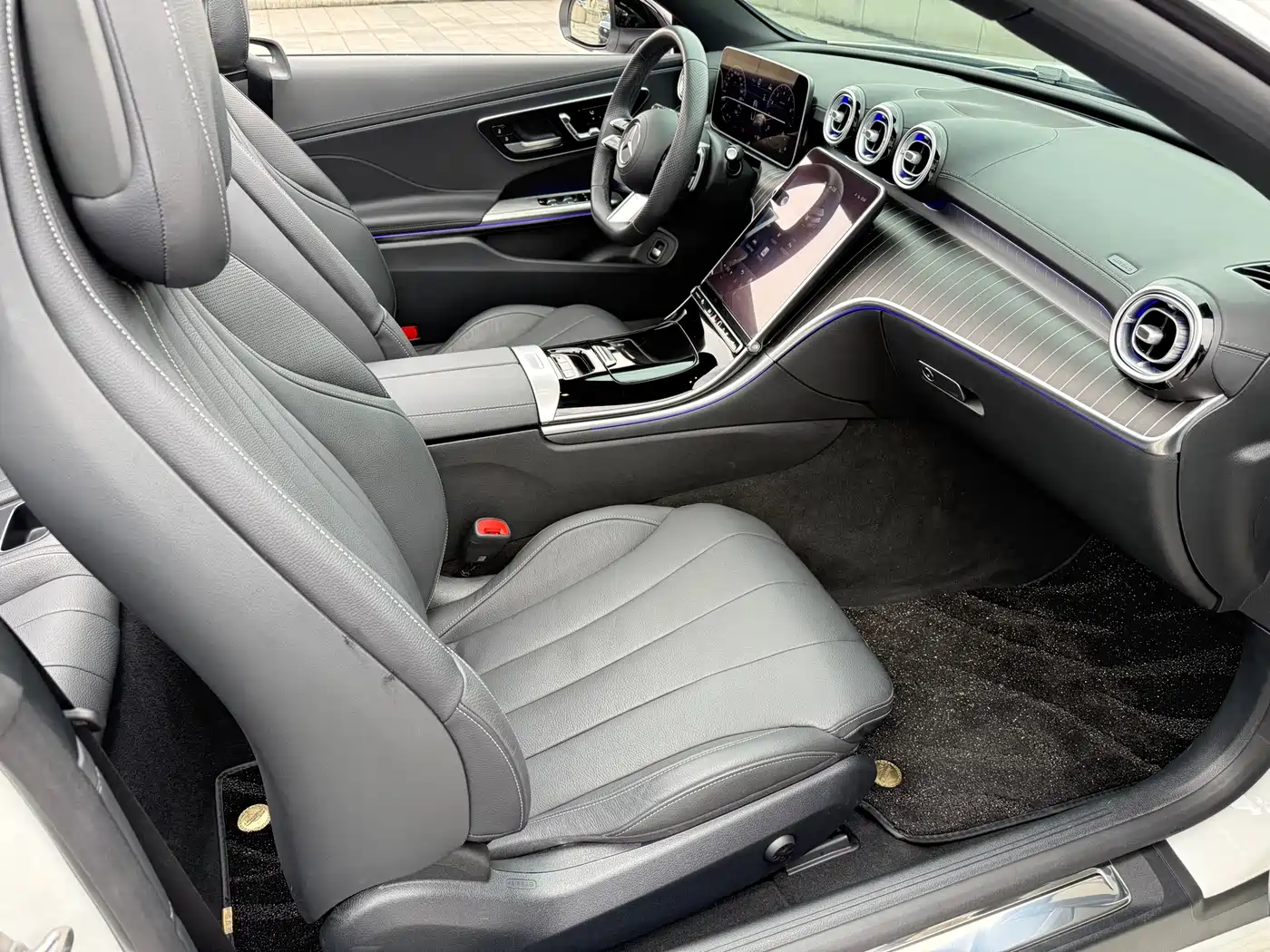 Mercedes-Benz CLE 2025 CLE 300 4MATIC Convertible фото 15