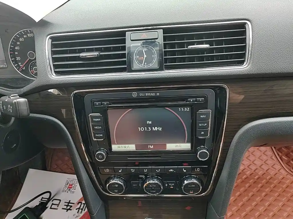 Фото 9 - Volkswagen Passat