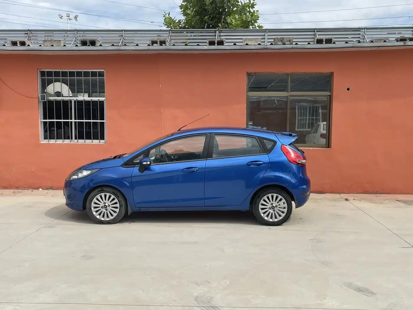 Ford Fiesta 2012 2011 Hatchback 1.5L Automatic Fashion