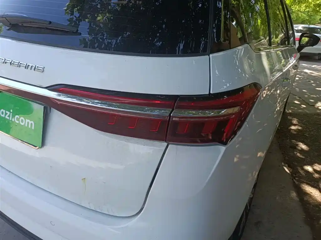 BYD Song MAX 2021 Upgrade 1.5T Automatic Premium Edition 6-Seater фото 8
