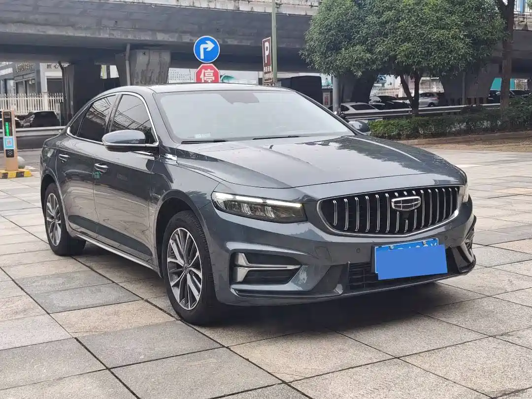 Фото 3 - Geely Preface