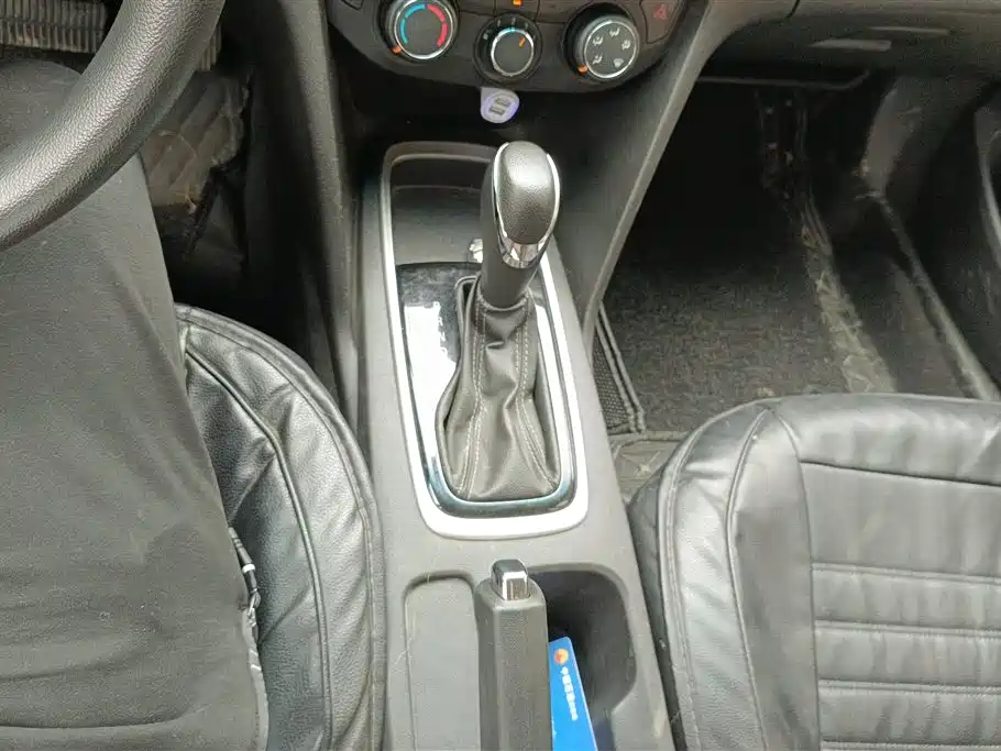 Chevrolet Cavalier 2016 1.5L Automatic Enjoyment Edition фото 16