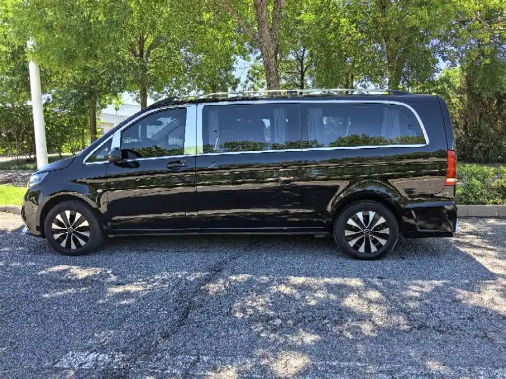 Mercedes-Benz Vito 2021 2.0T Elite 7-Seater фото 3