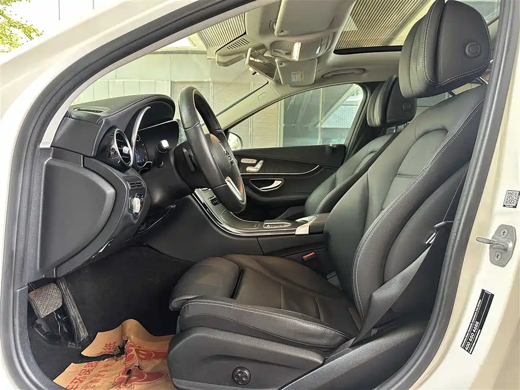 Mercedes-Benz C-Class 2019 Facelift C 260 L Sport фото 4