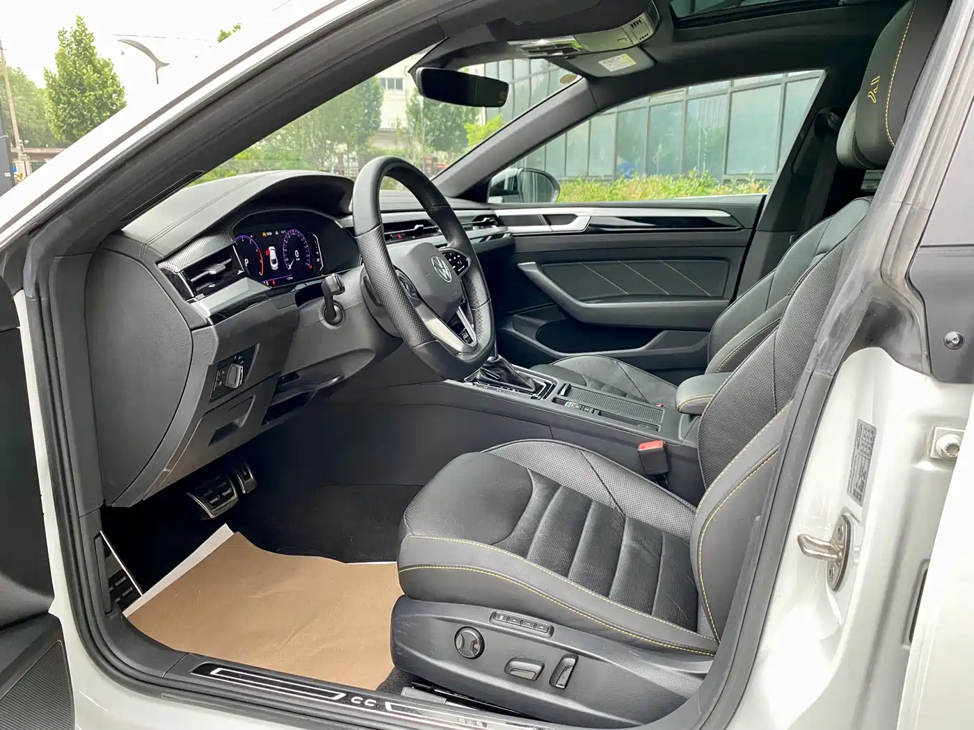 Volkswagen FAW-Volkswagen CC 2021 380TSI Eye-catching Edition фото 4
