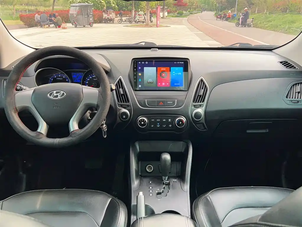 Hyundai Beijing Hyundai ix35 2015 2.0L Automatic 2WD Comfort China V фото 10