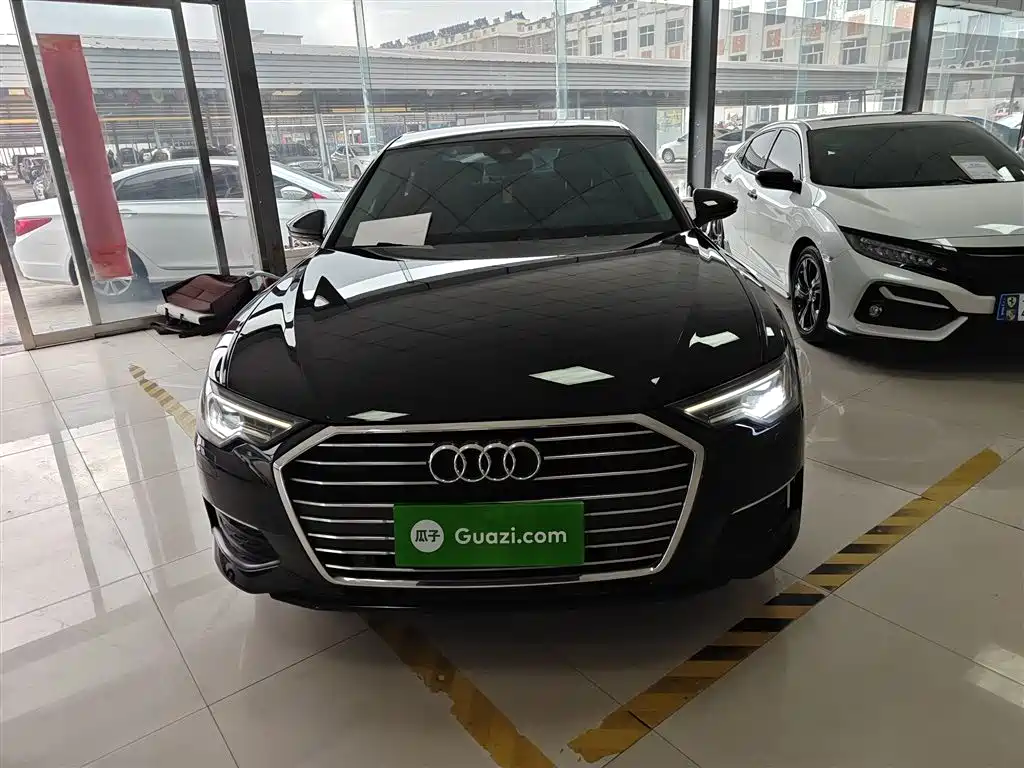 Audi A6L 2019 40 TFSI Luxury Elegance фото 3