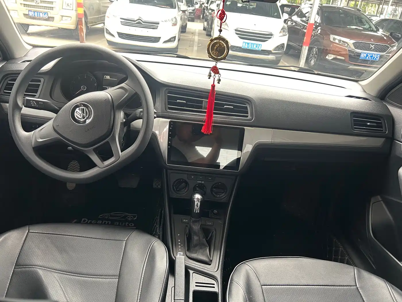 Volkswagen Lavida 2022 1.5L Auto Comfort Edition фото 6
